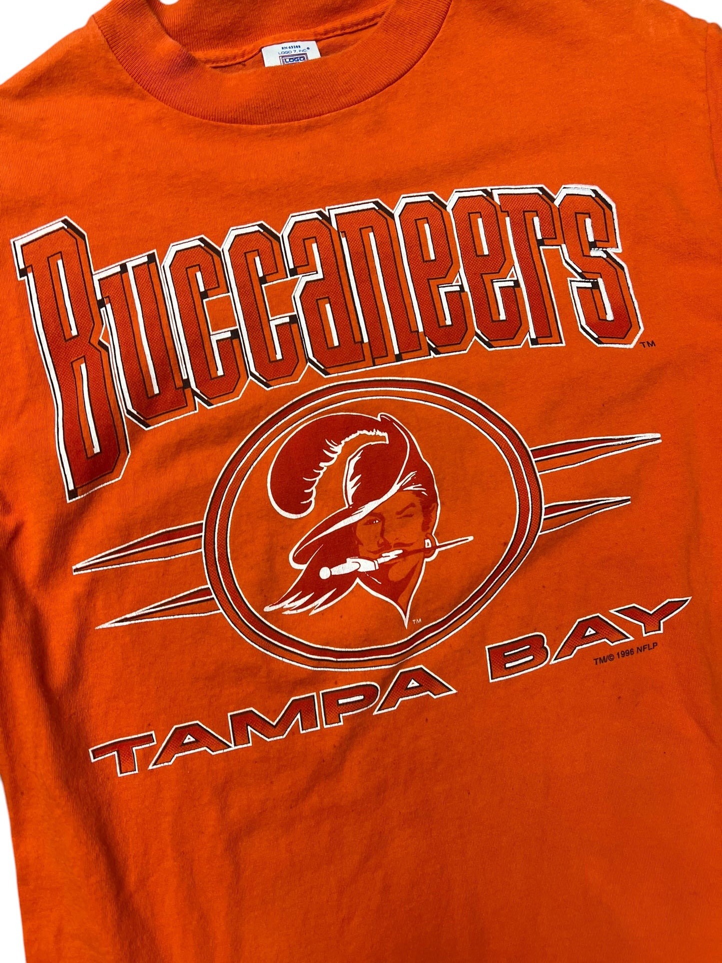 Vintage Tampa Bay Buccaneers Creamsicle Script Tee Size Large