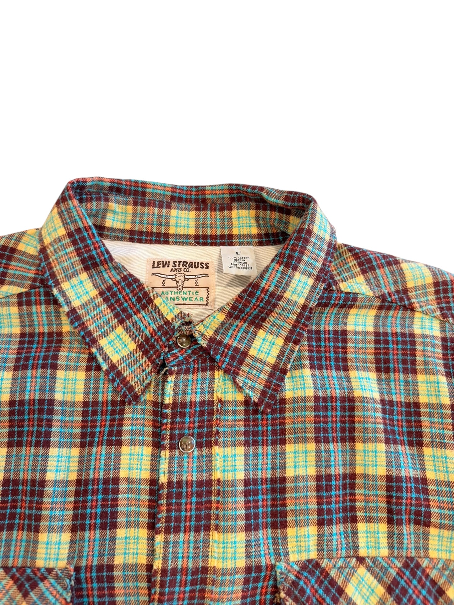 Vintage Levi Strauss Pearl Snap Frayed Flannel Size Large