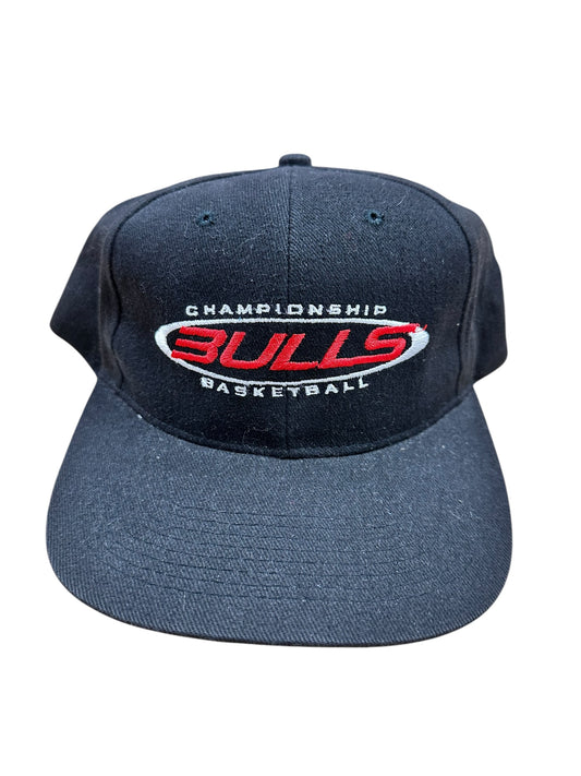 Vintage 90s NBA BULLS 'Championship Basketball' Embroidered Hat