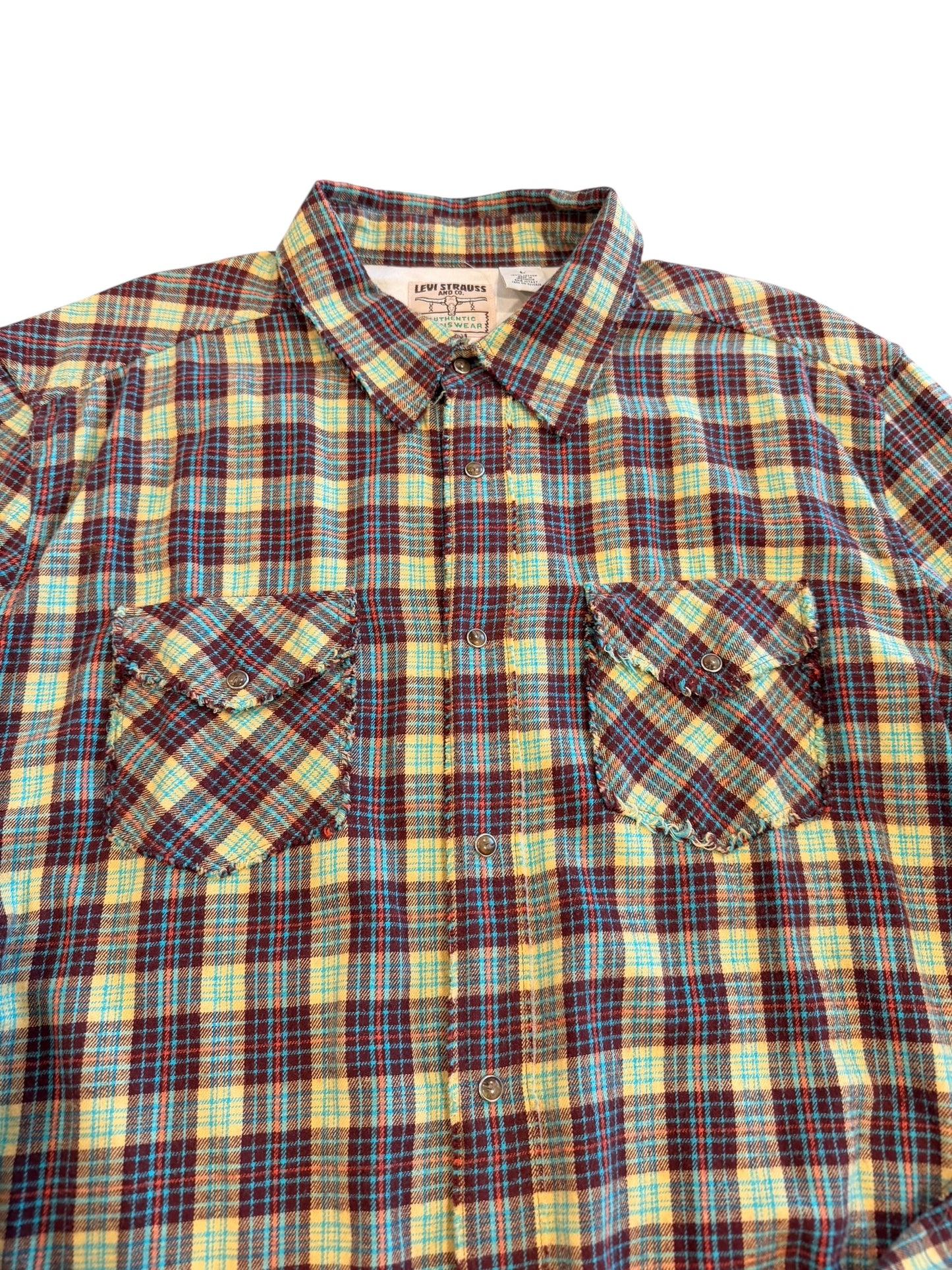 Vintage Levi Strauss Pearl Snap Frayed Flannel Size Large