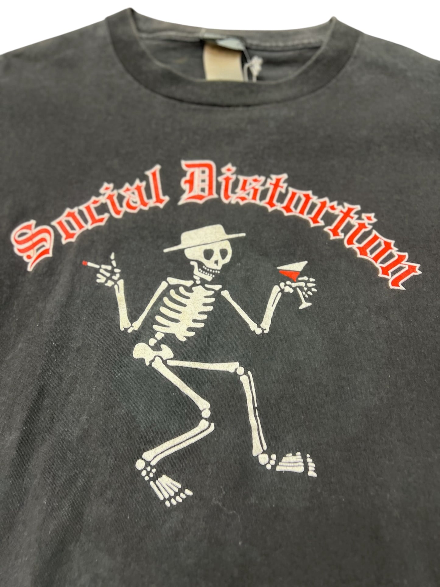 Vintage 90s Social Distortion Punk Skeleton Drinking and Smoking Tee Size M