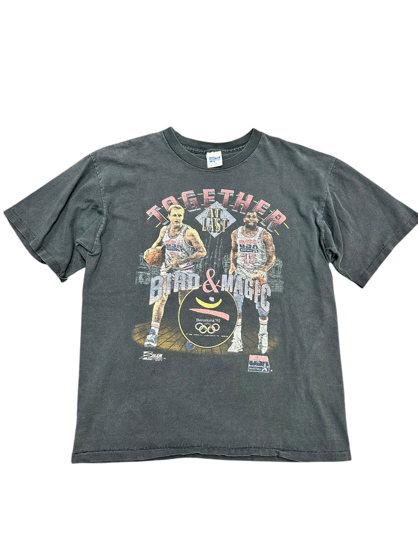 Vintage 90s Faded Bird vs Magic Barcelona Tee Size L